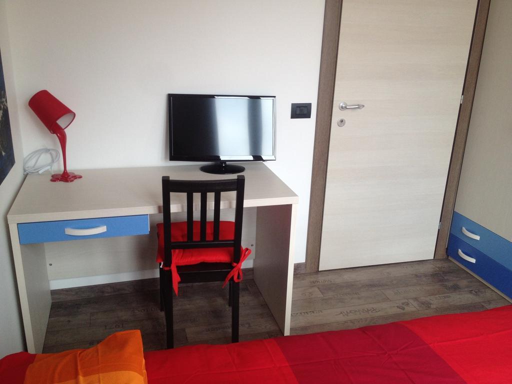 Grandi Cime Guest House Lecco Bilik gambar