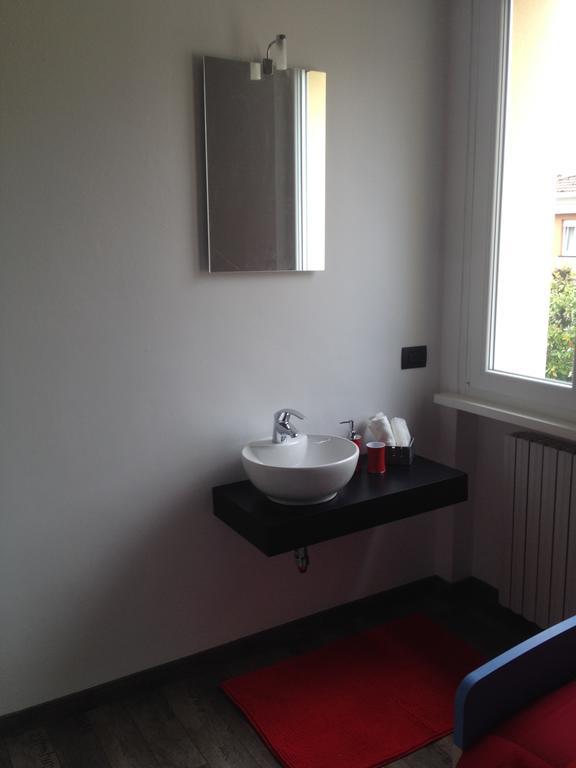 Grandi Cime Guest House Lecco Bilik gambar
